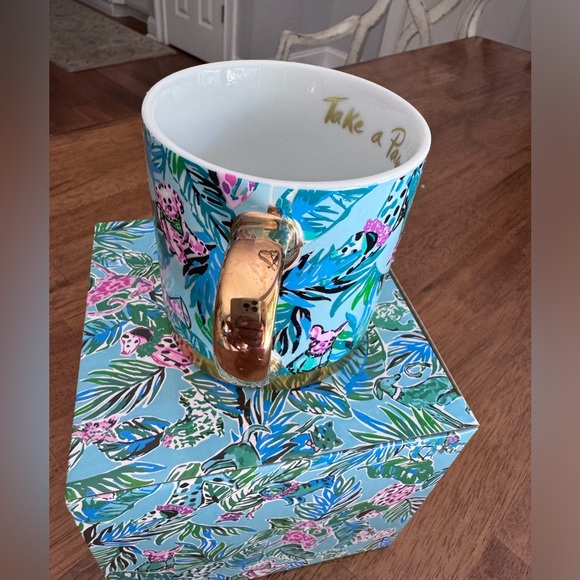 NWT Lilly Pulitzer Mug Seasalt Blue Barking Up The Palm - Picture 5 of 16